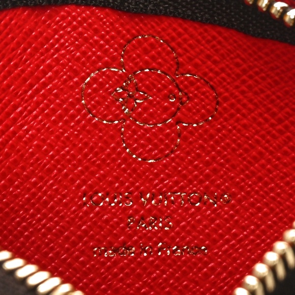 Louis Vuitton Monogram 2024 Christmas Limited Edition Card Holder Brand New - Picture 13 of 17